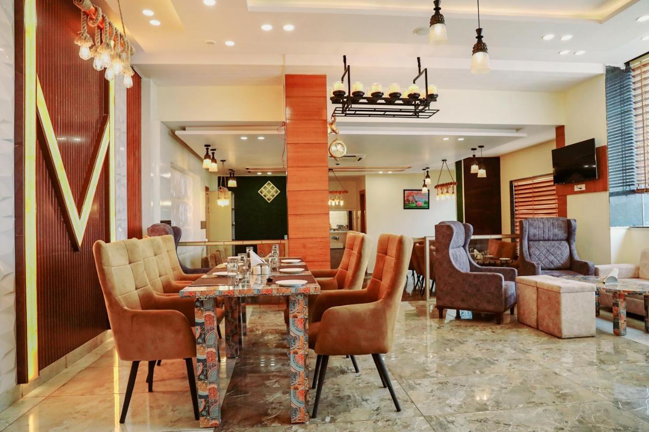 Hotel Vasdaa Grand Dehradun Zewnętrze zdjęcie