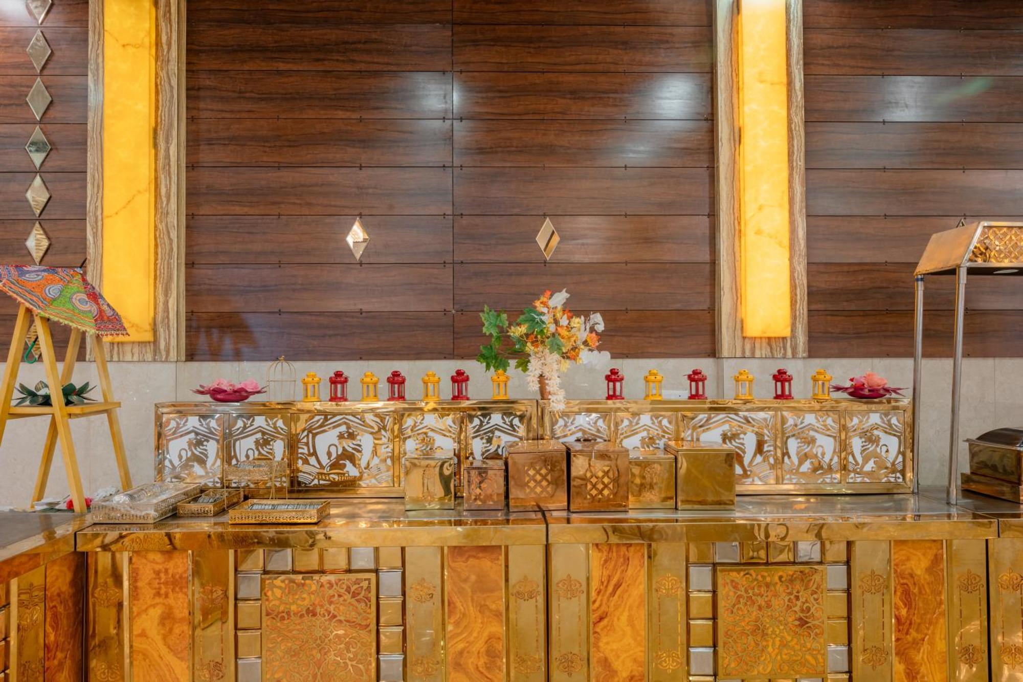 Hotel Vasdaa Grand Dehradun Zewnętrze zdjęcie