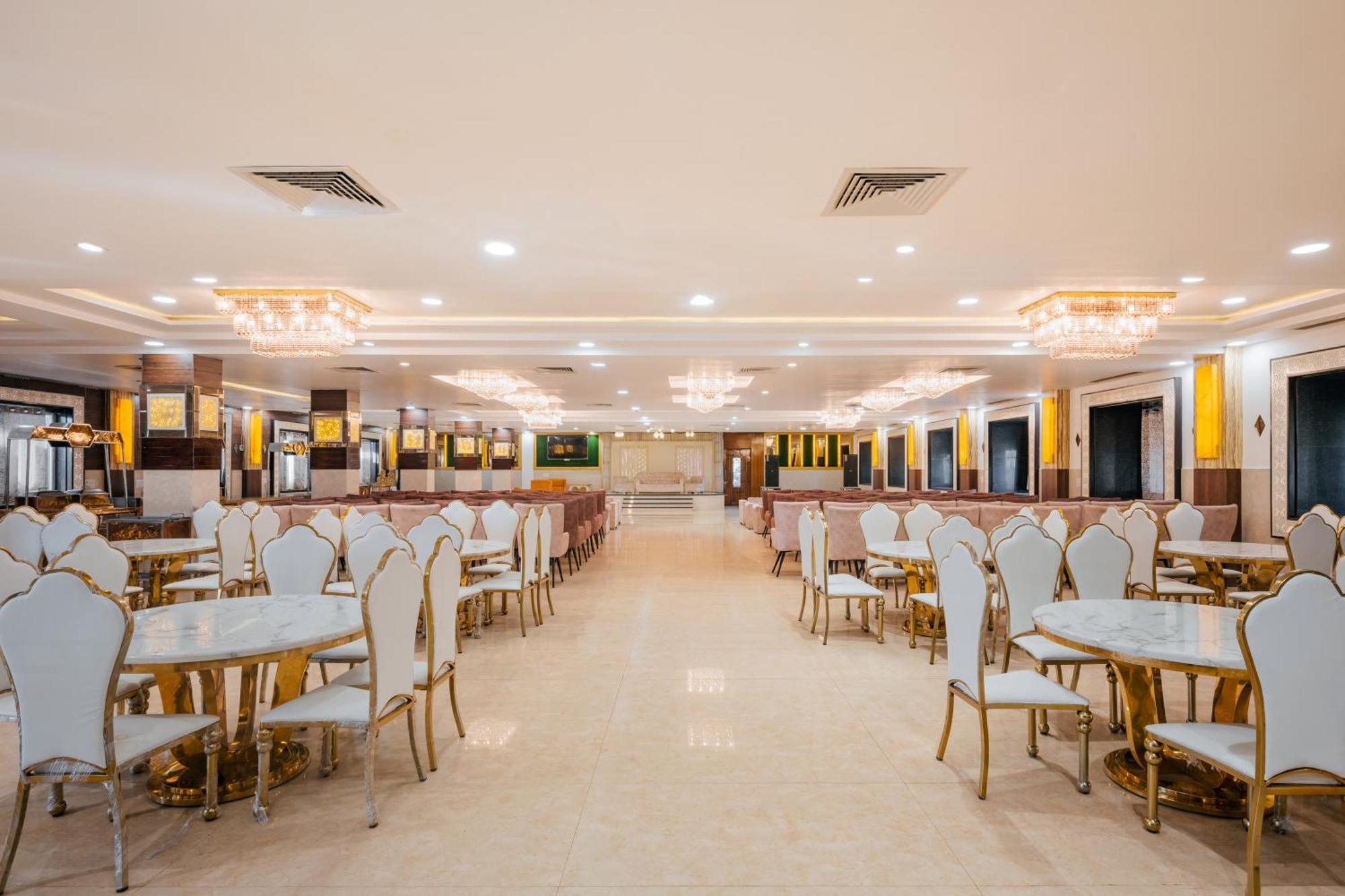 Hotel Vasdaa Grand Dehradun Zewnętrze zdjęcie